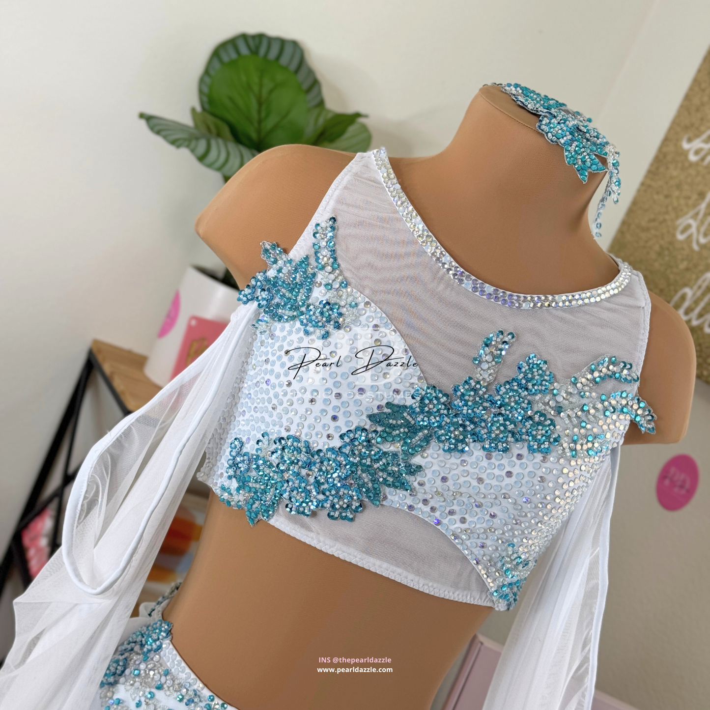 Custom booking 【Brooke G- 4.15】White contemporary Dance Costume