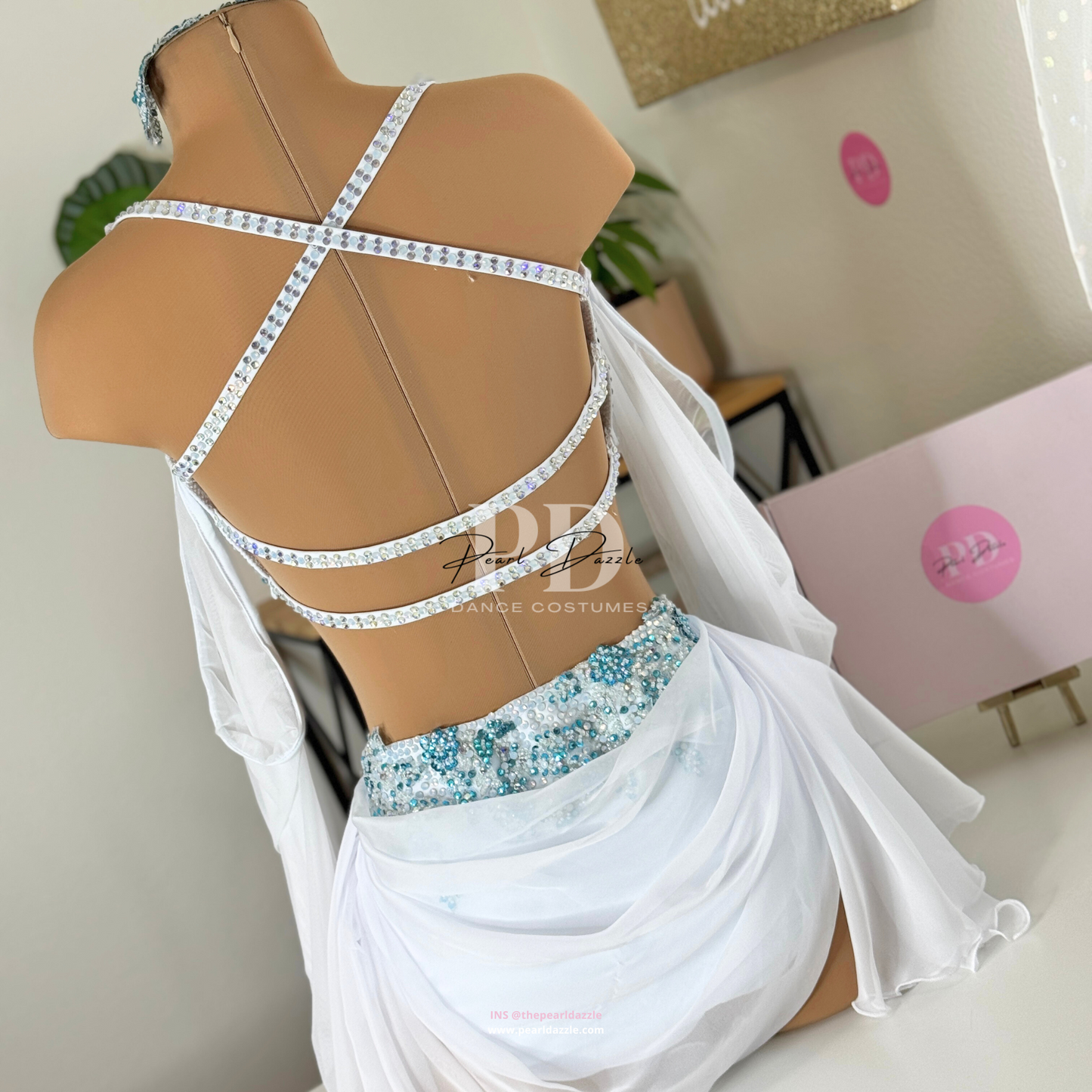 Custom booking 【Brooke G- 4.15】White contemporary Dance Costume