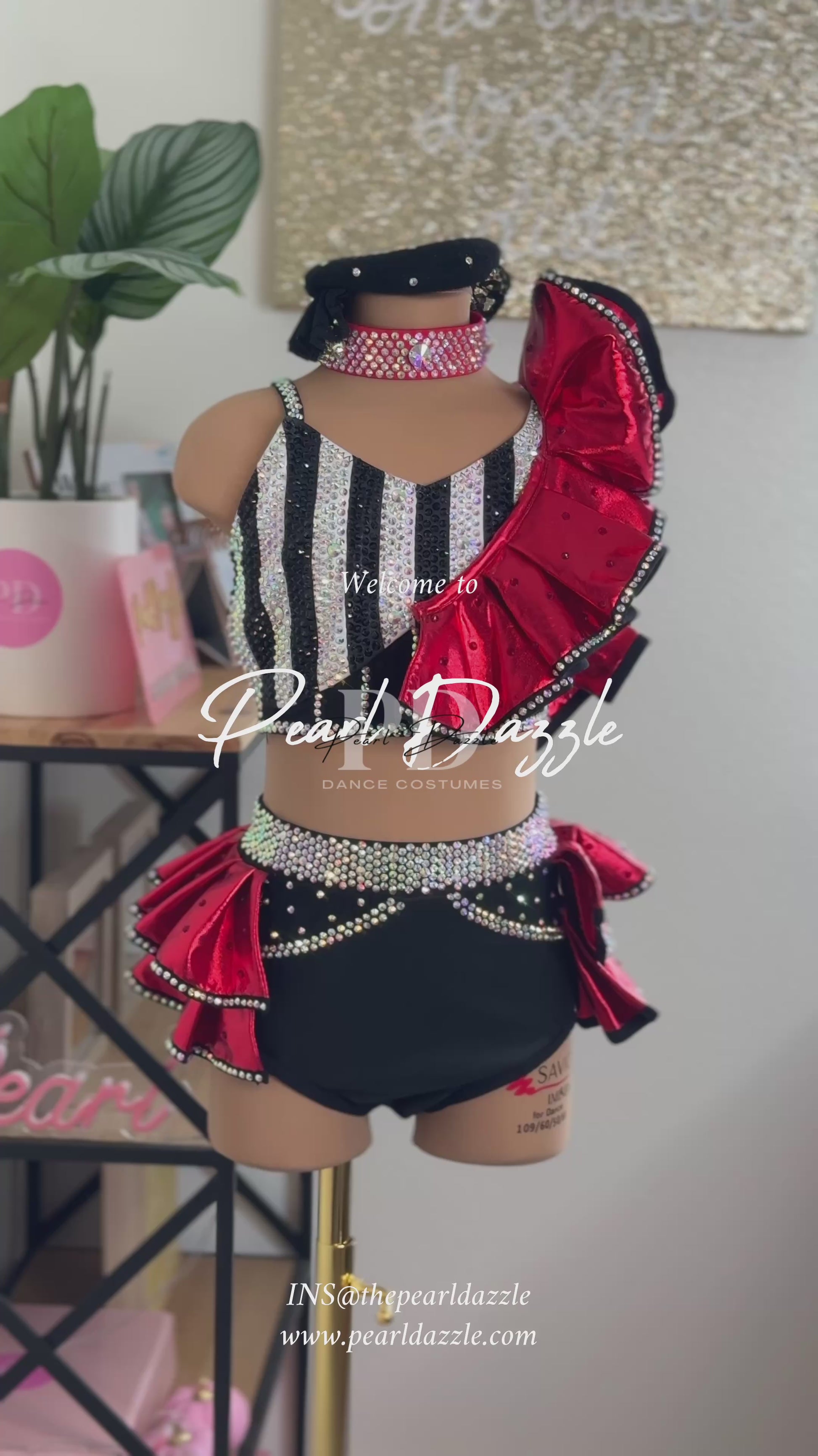 Pearl Dazzle -Speak French Theme Jazz Costume